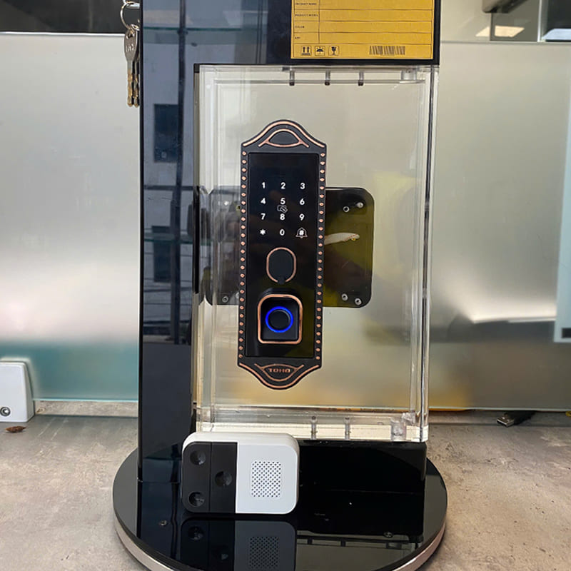 Khoa-cong-co-dien-cho-biet-thu-TOHO-TH716