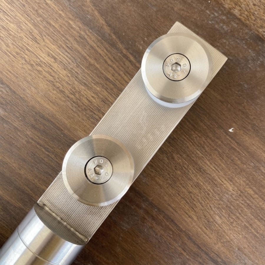 Thiết kế trụ tròn đặc phi 38 TOHO TH098 inox 304