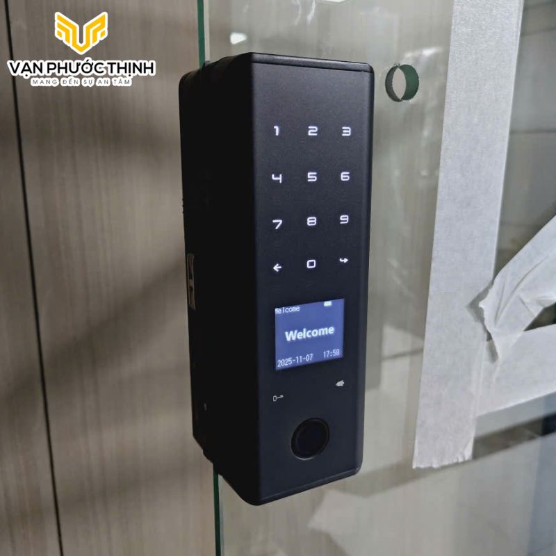 khoa-van-tay-cua-kinh-mo-tu-xa-toho-th740